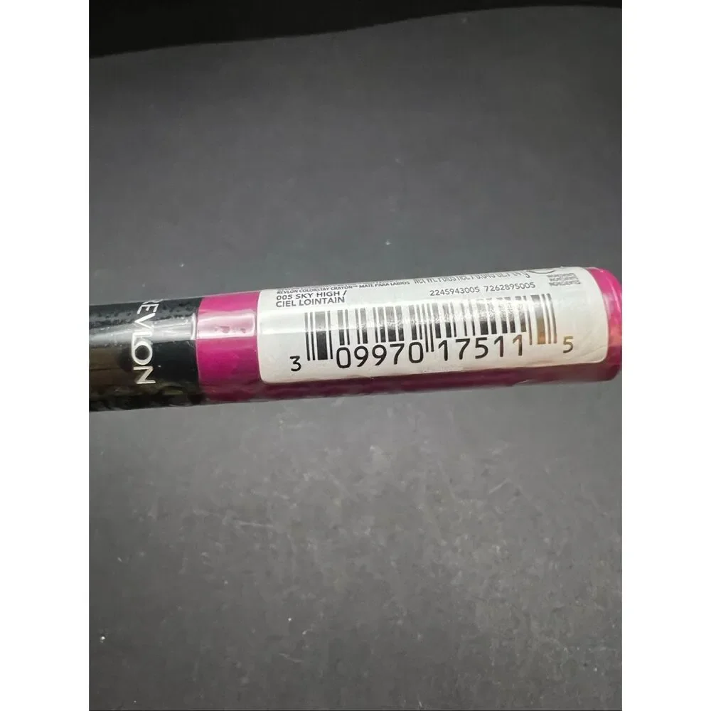 New Sealed Revlon Colorstay Matte Lite Crayon 005 Sky High